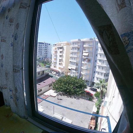 Honey Apartments Near Promenade Sarande Exterior photo