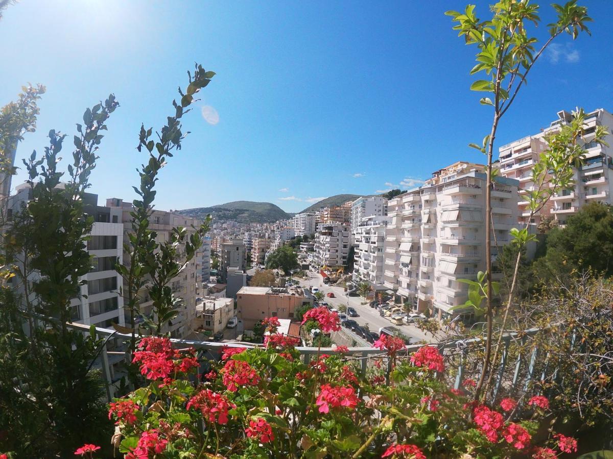 Honey Apartments Near Promenade Sarande Exterior photo