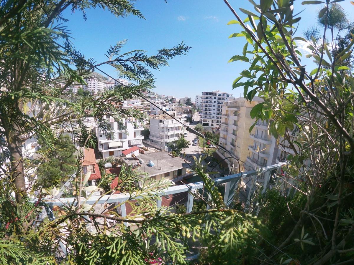 Honey Apartments Near Promenade Sarande Exterior photo
